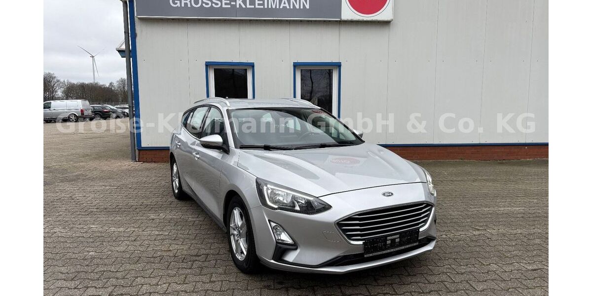 Ford Focus 82.250 km 14.250 &euro; Sustrum 49762
