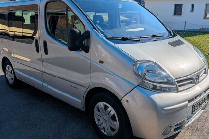 Nissan Primastar 296.000 km 5.950 &euro; Itzgrund 96274