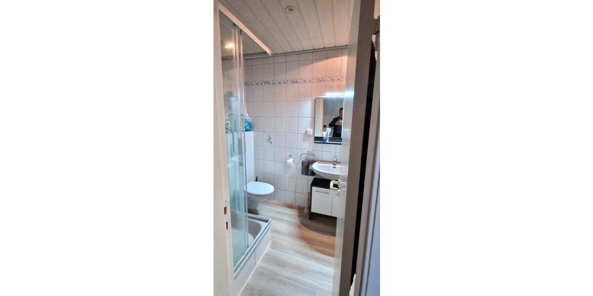 Dachgeschoßwohnung Ritterhude - 2.5 Zimmer, 62 m&sup2;, 149.000&euro; | Angebot:26884759