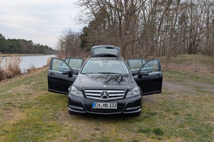 Mercedes-Benz 200 196.000 km 12.300 &euro; Ziltendorf 15295