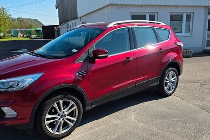 Ford Kuga 83.000 km 12.500 &euro; Rheinbrohl 56598