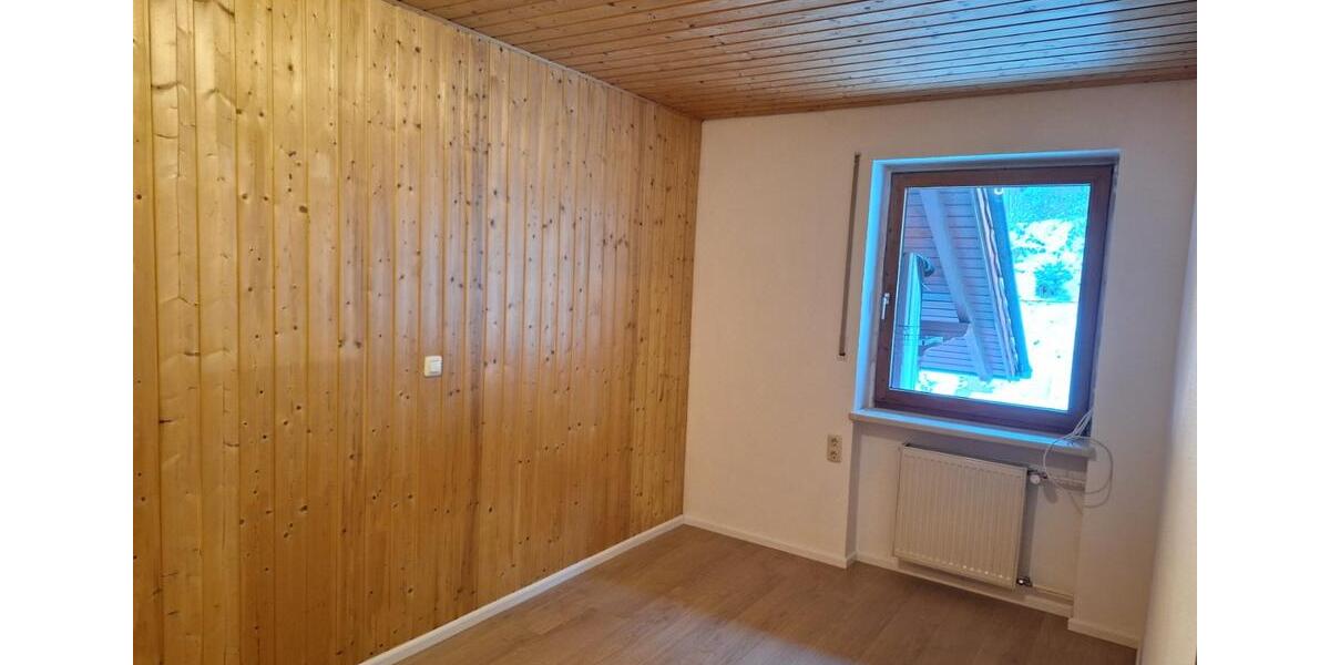 Einfamilienhaus Aicha vorm Wald - 5 Zimmer, 150 m&sup2;, 1.100&euro; | Angebot:24567685