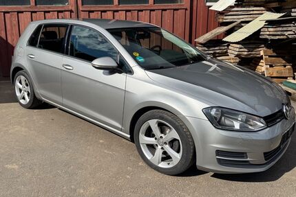 VW Golf 208.245 km 7.700 &euro; Attendorn 57439
