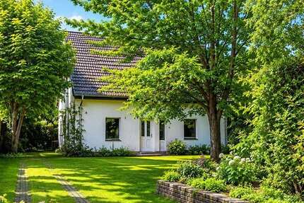 Haus Fürstenwalde/Spree Spree - 8 Zimmer, 275 m&sup2;, 550.000&euro; | Angebot:27145877