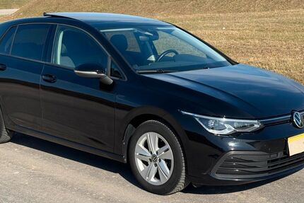 VW Golf 98.572 km 21.500 € Halle 06116