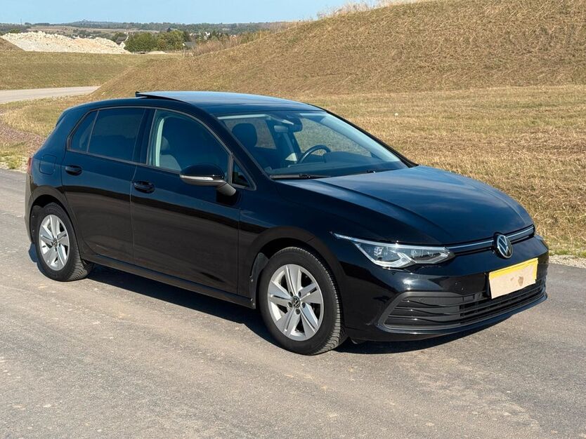 VW Golf 98.572 km 21.500 € Halle 06116