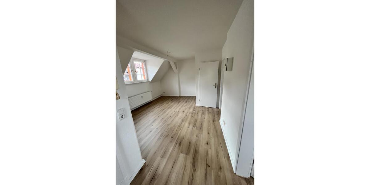 Etagenwohnung Hainichen - 2 Zimmer, 35 m&sup2;, 230&euro; | Angebot:26635767