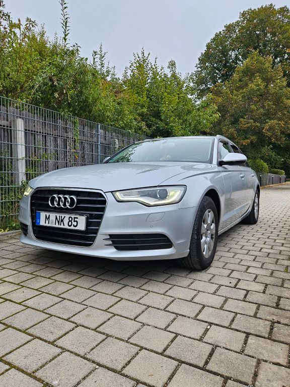 Audi A6 171.953 km 11.650 € Unterhaching 82008
