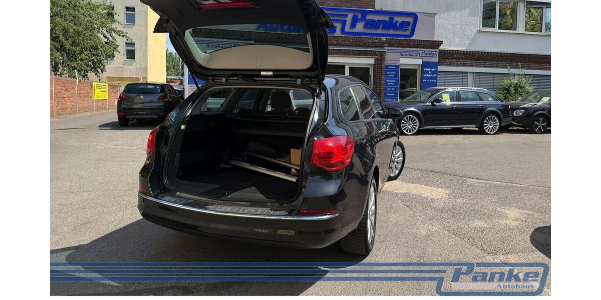 Opel Astra Selection*Tempo*Navi*Klima*SHZ*AHK*DachT. 175.681 km 3.890 &euro; Berlin 13187
