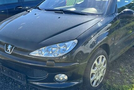 Peugeot 206 149.500 km 990 € Sontra 36205