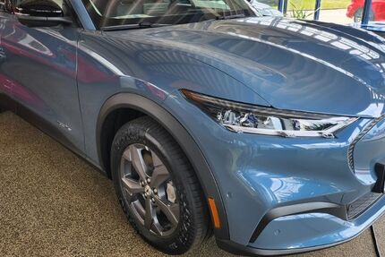 Ford Mustang Mach-E 1.500 km 52.390 &euro; Glauchau 08371