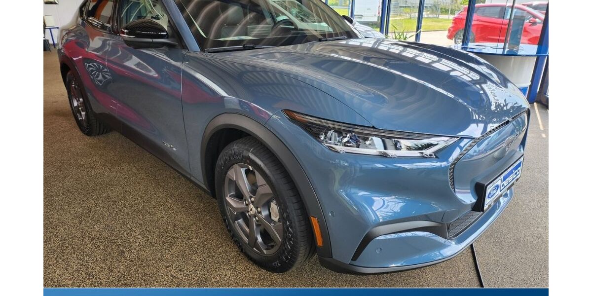 Ford Mustang Mach-E 1.500 km 52.390 &euro; Glauchau 08371