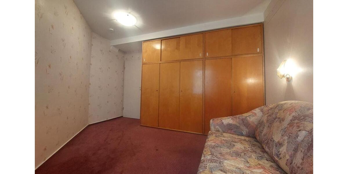 Etagenwohnung Finsterwalde - 3 Zimmer, 88 m&sup2;, 680&euro; | Angebot:27648466