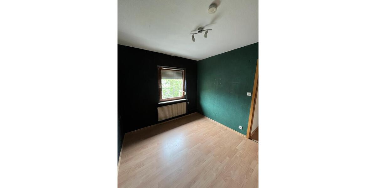 Reihenhaus Albstadt Gemarkung Onstmettingen - 5 Zimmer, 100 m&sup2;, 1.300&euro; | Angebot:24528033