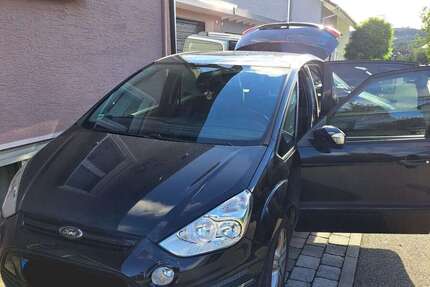 Ford S-Max 130.000 km 9.800 € Michelfeld 74545
