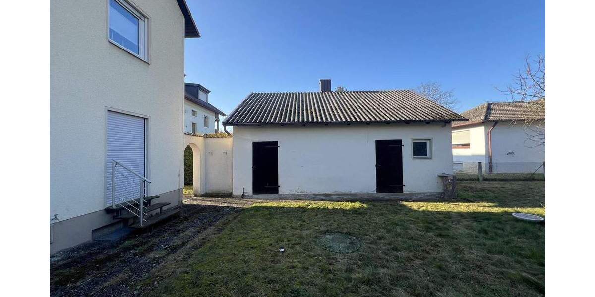 Mehrfamilienhaus, Wohnhaus Erlangen Büchenbach - 1 Zimmer, 200 m&sup2;, 590.000&euro; | Angebot:25245908