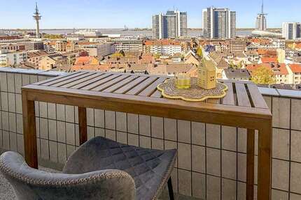 Wohnung Bremerhaven Mitte - 4 Zimmer, 114 m&sup2;, 165.000&euro; | Angebot:26586890