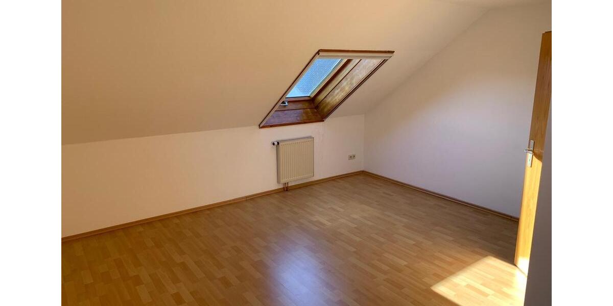 Doppelhaushälfte Heiningen - 4.5 Zimmer, 120 m&sup2;, 1.550&euro; | Angebot:25045036