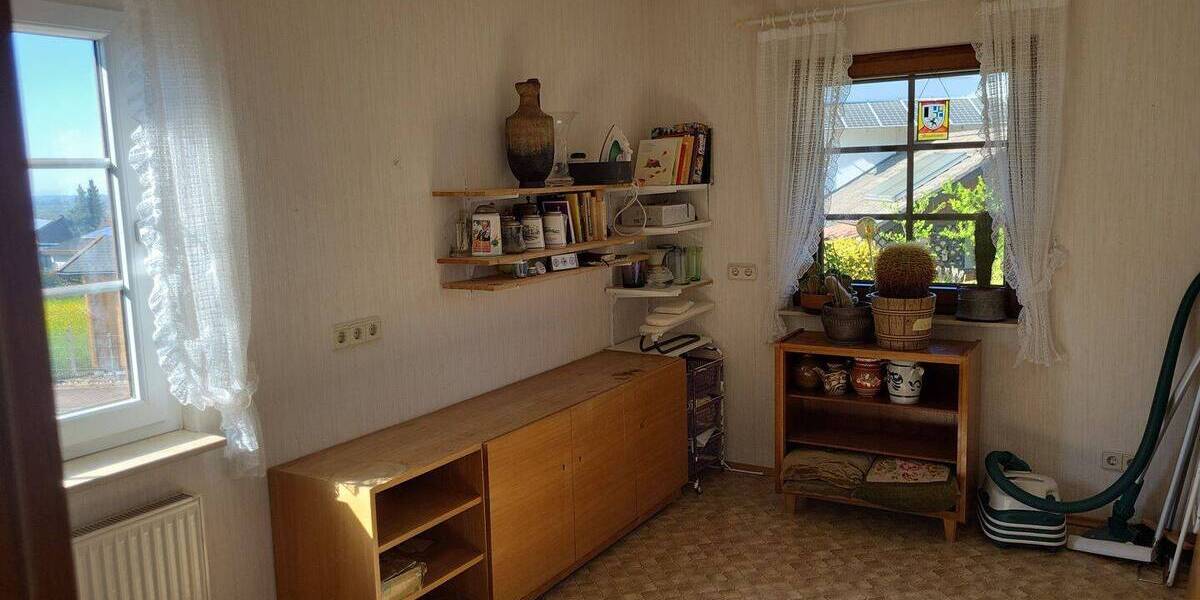 Einfamilienhaus Straubenhardt Conweiler - 8 Zimmer, 187 m&sup2;, 669.000&euro; | Angebot:26379848