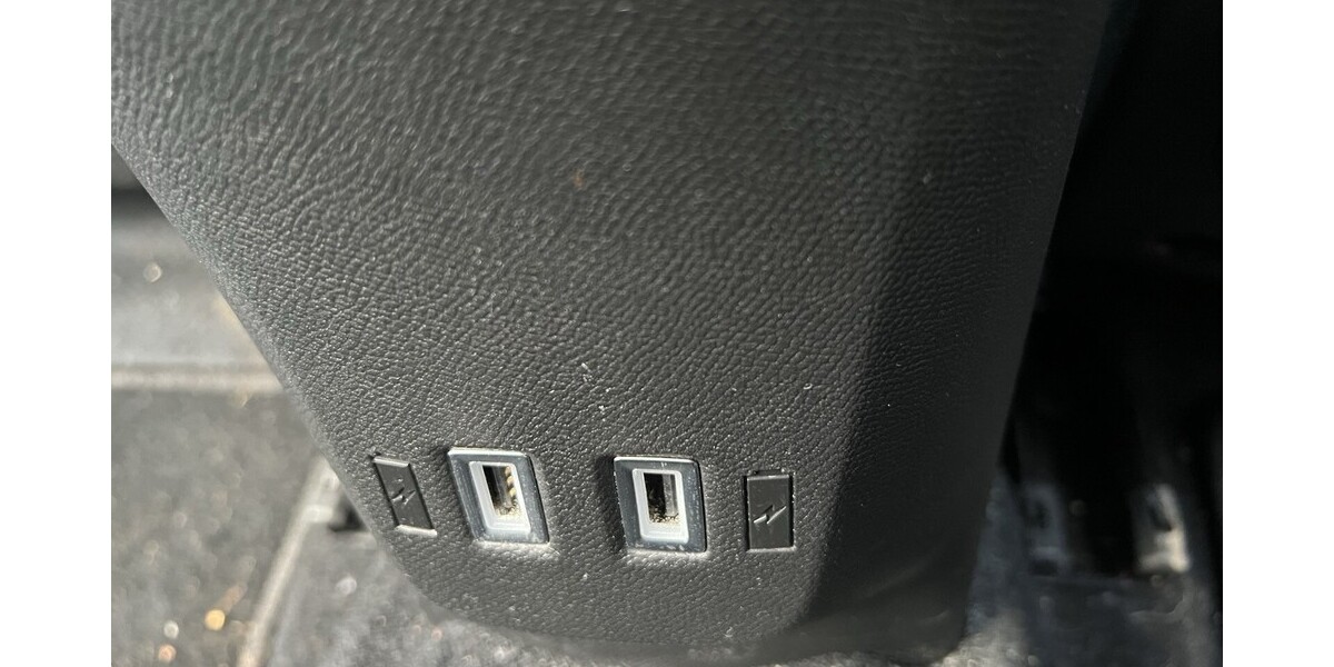 Opel Corsa E 42.300 km 15.500 € Bonn 53111