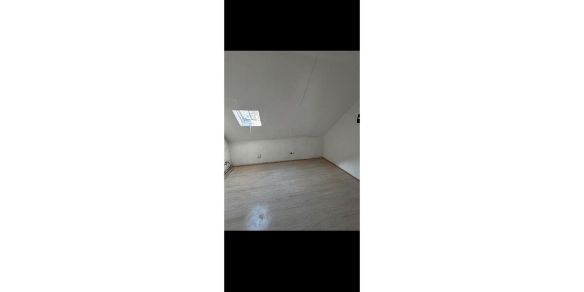 Mehrfamilienhaus, Wohnhaus Herdorf - 8 Zimmer, 229 m&sup2;, 145.000&euro; | Angebot:27121617