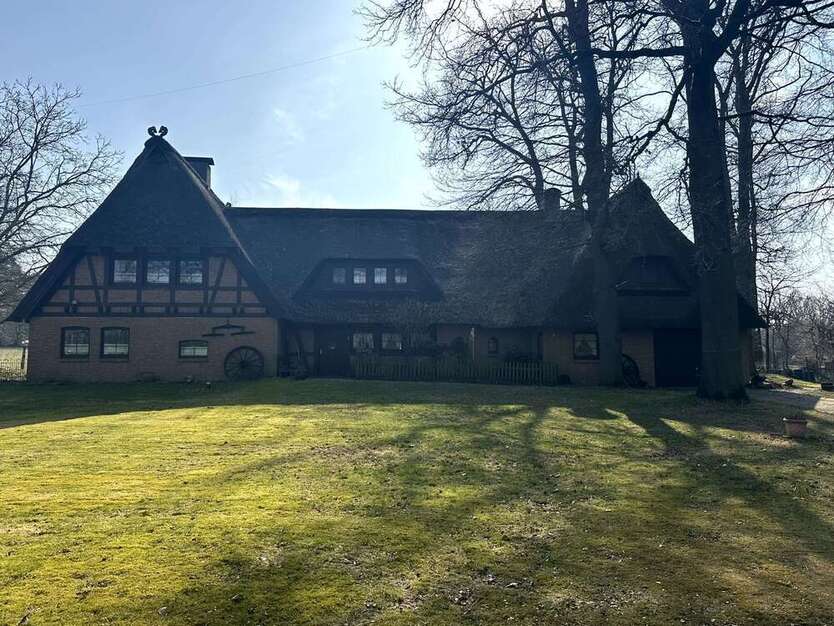 Haus zum Kaufen in Wenzendorf 685.000 € 231 m²