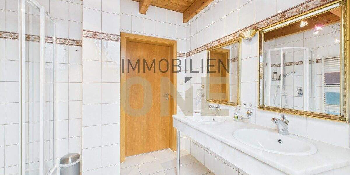 Doppelhaushälfte Regenstauf / Steinsberg Steinsberg - 6 Zimmer, 183 m&sup2;, 495.000&euro; | Angebot:25772687