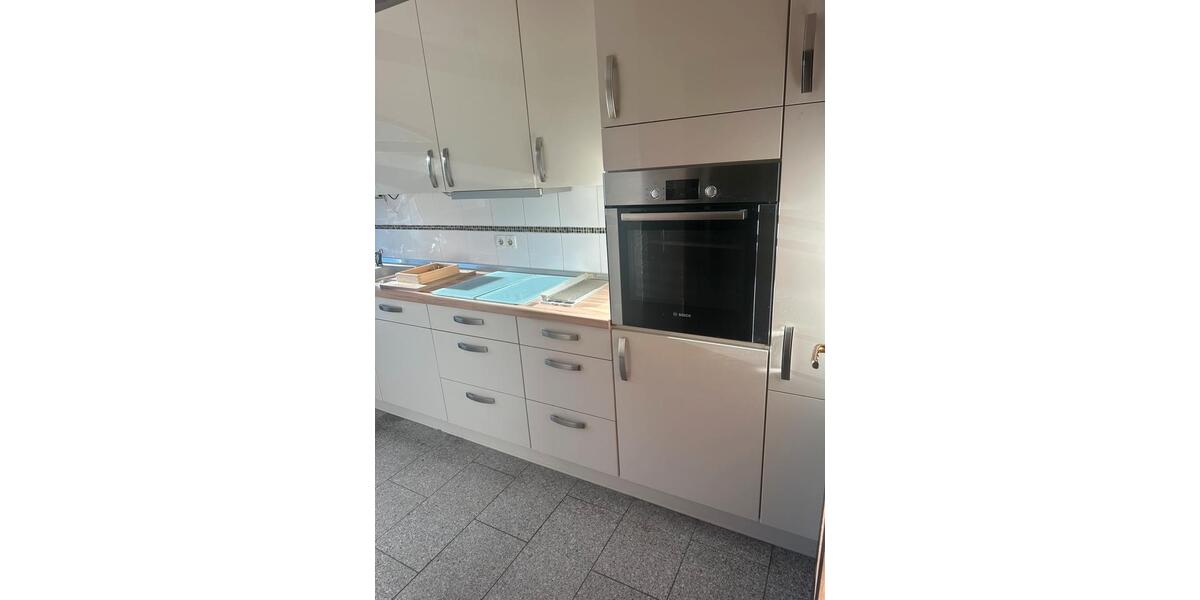 Erdgeschoßwohnung Weilbach - 1 Zimmer, 70 m&sup2;, 600&euro; | Angebot:26400714