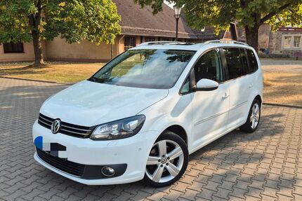 VW Touran 244.000 km 8.990 &euro; Grebenau 36323