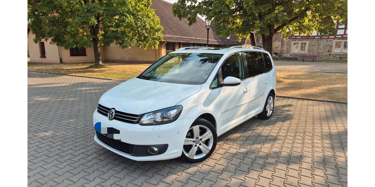 VW Touran 244.000 km 8.990 &euro; Grebenau 36323