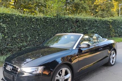 Audi A5 200.000 km 12.600 &euro; Neumünster 24536