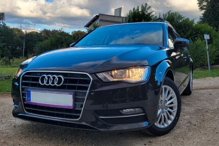 Audi A3 126.500 km 14.200 € Potsdam 14471