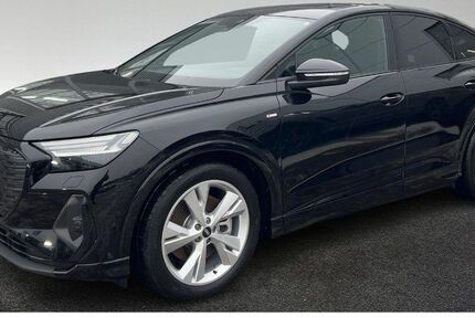 Audi Q4 e-tron 4.167 km 51.950 &euro; Hamburg 22529