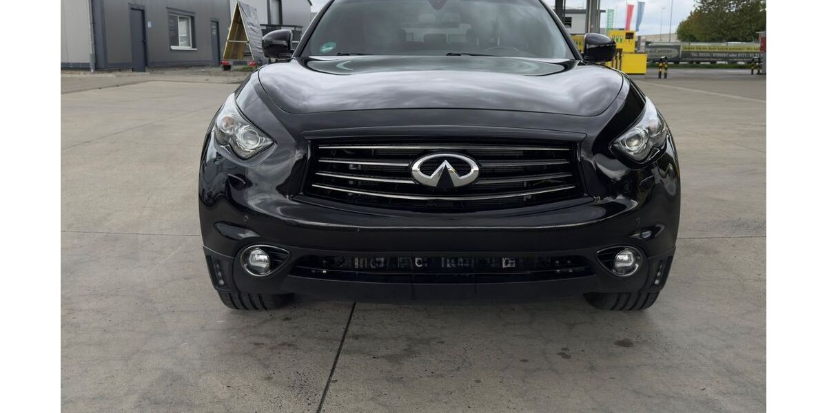 INFINITI QX70 169.000 km 16.900 &euro; Kleinrinderfeld 97271