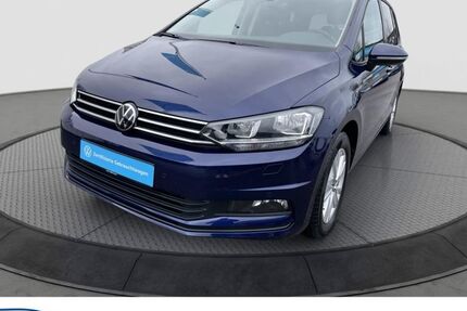 VW Touran 26.800 km 29.190 € Markdorf 88677