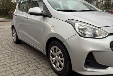Hyundai i10 18.500 km 8.800 &euro; Wiesbaden 65187