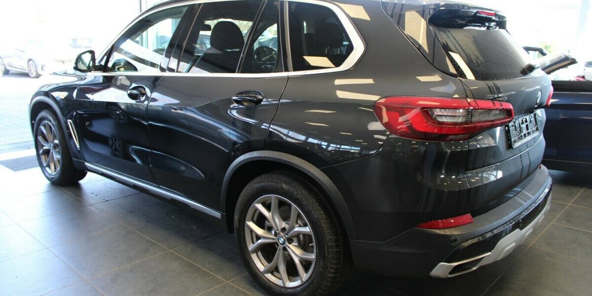 BMW X5 xDrive30d xLine 31.240 km 49.980 &euro; Euskirchen 53881