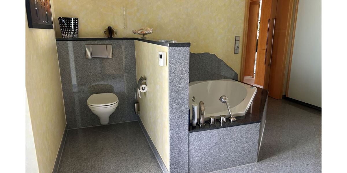 Wohntraum in naturnaher Alleinlage, mit 2 ha Grünland, in direkter Flusslage - Villa Steyerberg | Angebot:27116831