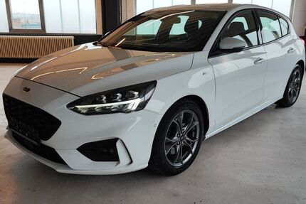 Ford Focus 136.200 km 14.890 &euro; Donaueschingen 78166