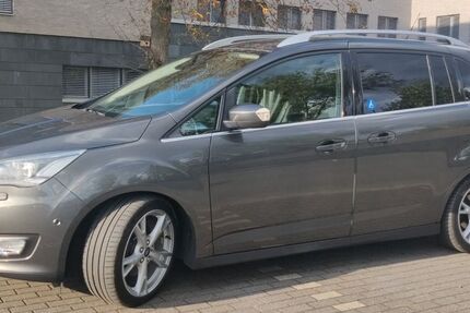 Ford Grand C-Max 110.000 km 15.500 € Dortmund 44269
