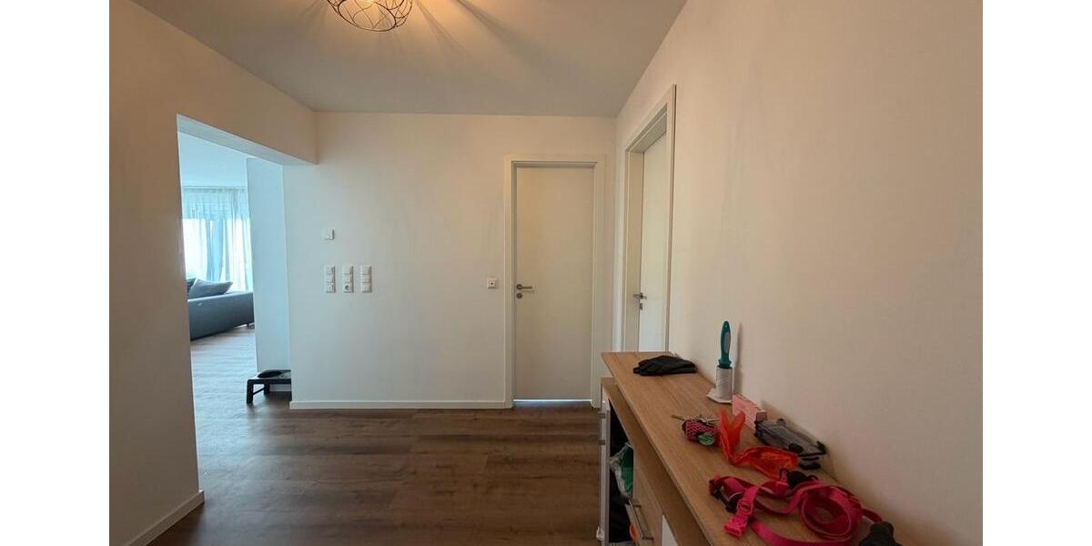 Etagenwohnung Neu-Isenburg Isenburg - 2 Zimmer, 83 m&sup2;, 1.350&euro; | Angebot:26585870