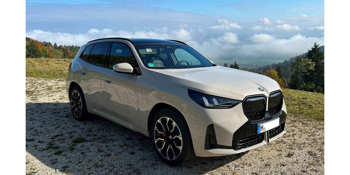 BMW X3 6.000 km 68.900 &euro; München 80995