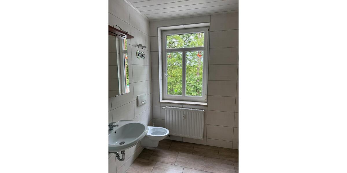 Etagenwohnung Hildburghausen - 1 Zimmer, 36 m&sup2;, 290&euro; | Angebot:26665311