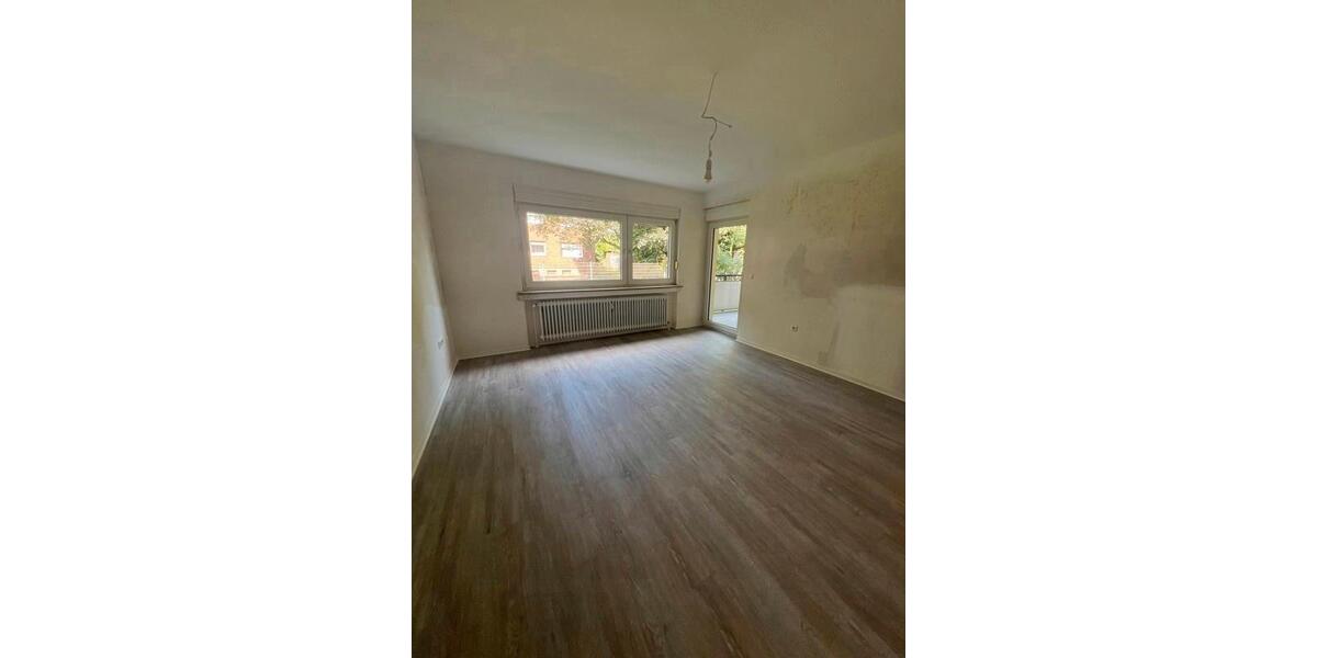 Erdgeschoßwohnung Grevenbroich Neuenhausen - 3 Zimmer, 66 m&sup2;, 530&euro; | Angebot:25568032