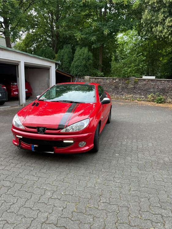 Peugeot 206 192.000 km 1.350 € Siegen 57072