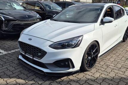 Ford Focus 57.270 km 24.900 &euro; Aschaffenburg 63739