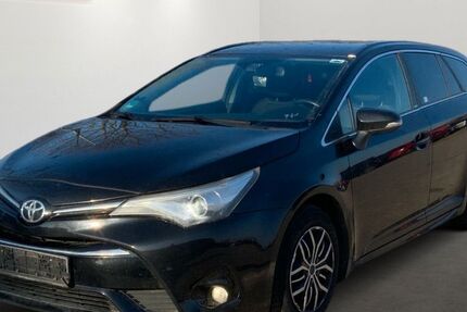 Toyota Avensis 206.799 km 8.499 &euro; Brehna 06796