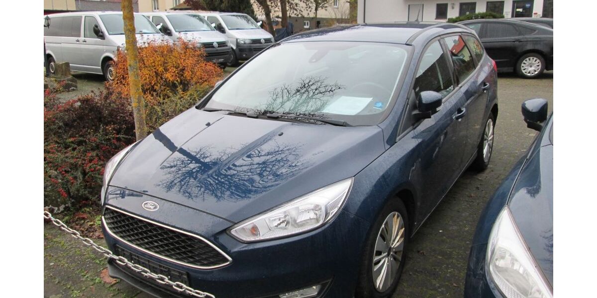 Ford Focus 54.000 km 10.990 € Niederlauer 97618