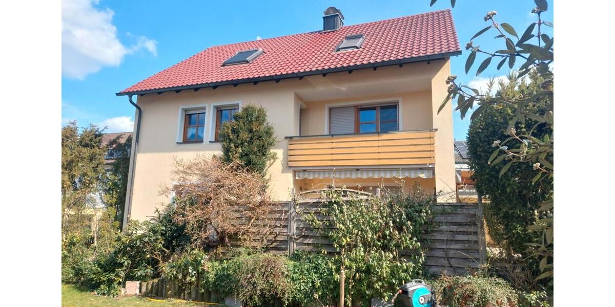 Einfamilienhaus Roth - 7 Zimmer, 180 m&sup2;, 599.000&euro; | Angebot:26301182