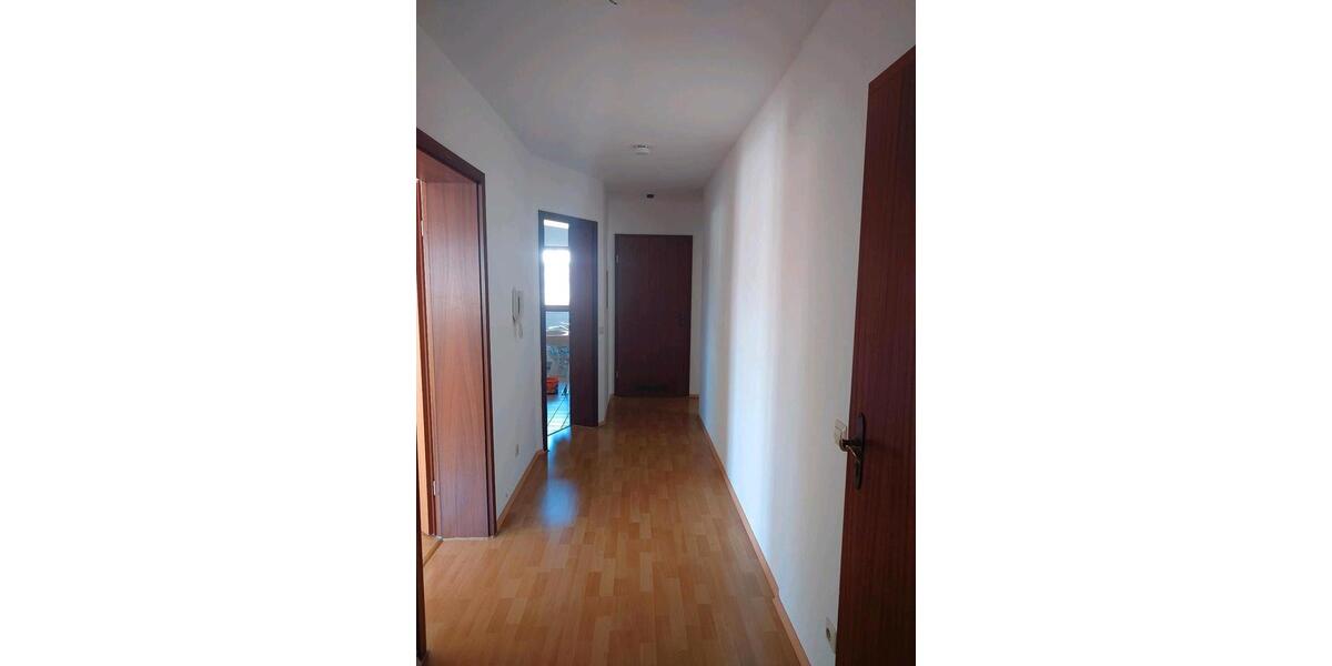 Erdgeschoßwohnung Straßberg - 3 Zimmer, 85 m&sup2;, 195.000&euro; | Angebot:26039823